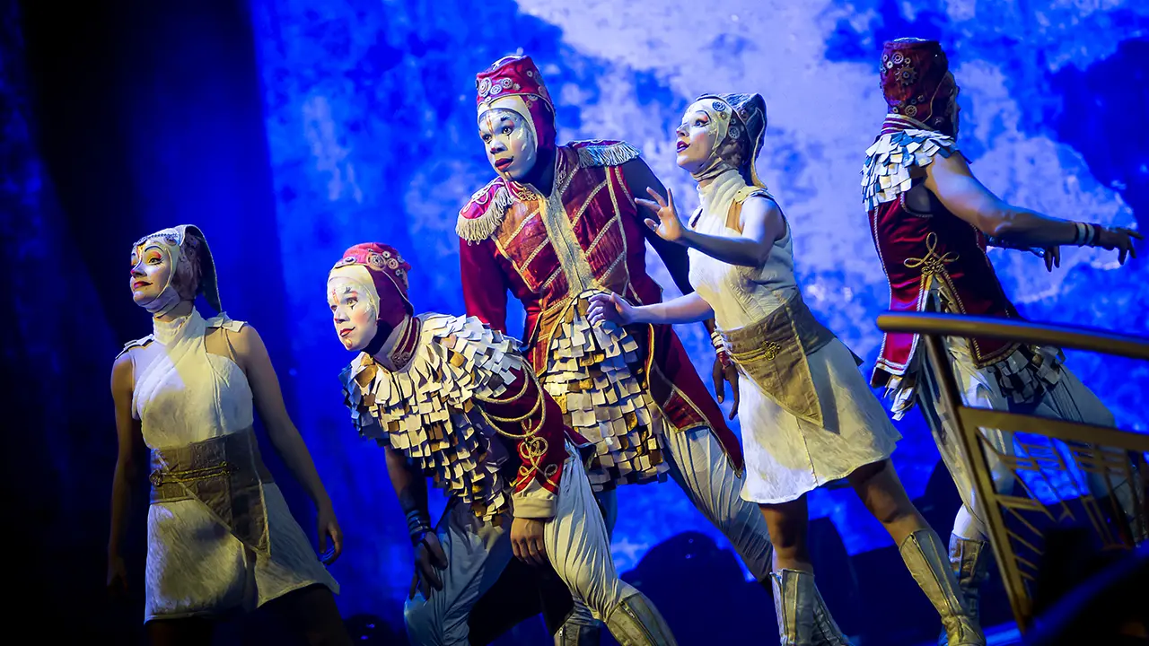 Cirque du Soleil performance at ABG Awards — global talent integration, experiential show design, and high-impact visual storytelling through brand-aligned entertainment