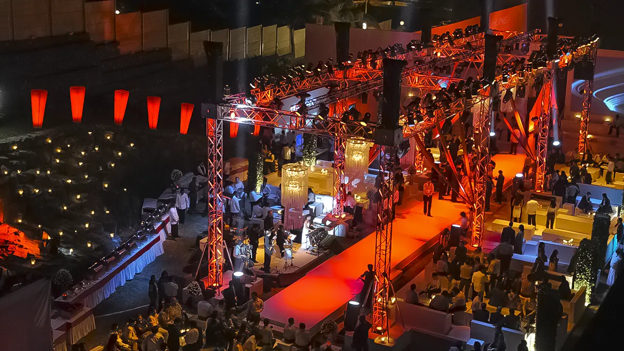 Aerial view of Fiat Linea launch showcasing large-scale event architecture, lighting design, and integrated guest experience